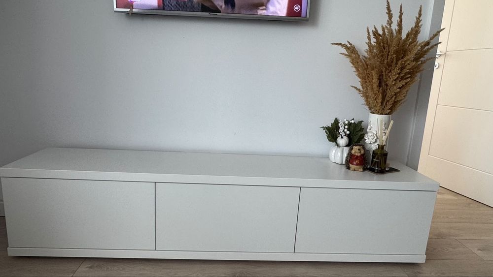 Comoda tv din MDF