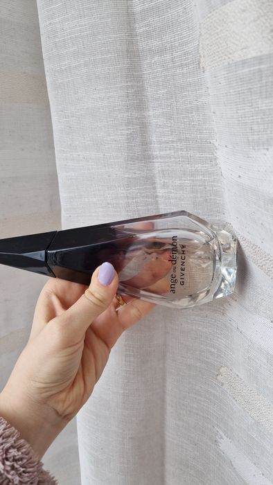 Givenchy Ange ou dèmon