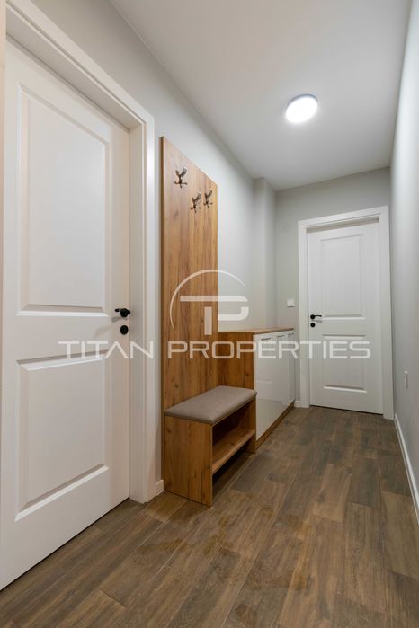 Дава се под наем Тристаен апартамент в Пловдив, Център - 112 кв.м за 872.61 € - Снимка #13