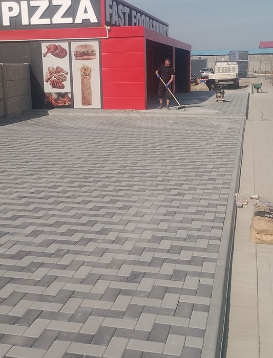 Montaj pavaj,dale,borduri,rigole