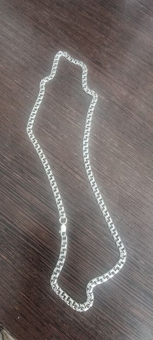 Продам цепь серебрянную