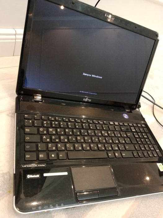 Продам ноутбук FUJITSU