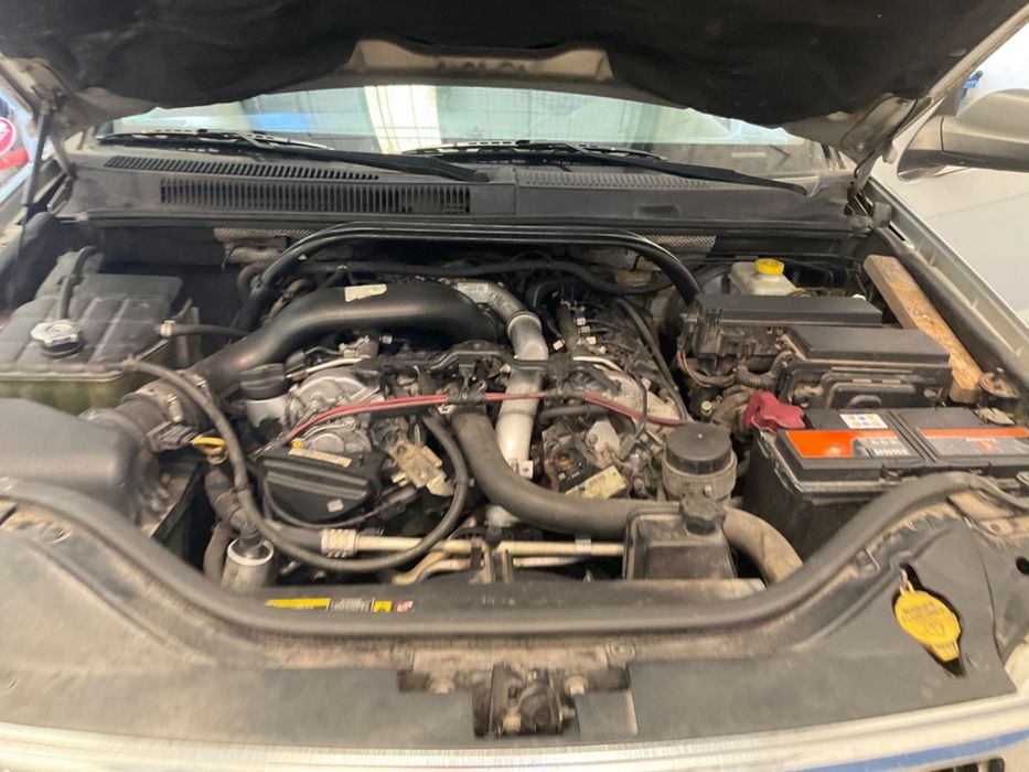 Jeep Grand Cherokee WK 3.0crd на части