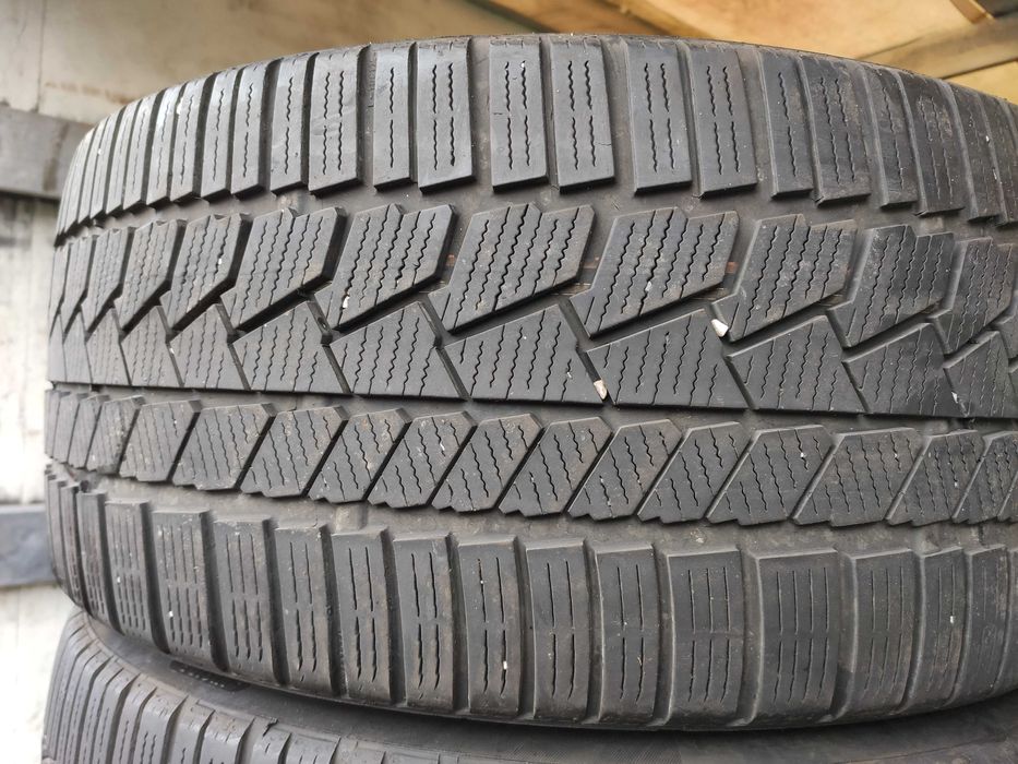 4бр Зимни гуми 255 35 19 - Continental
