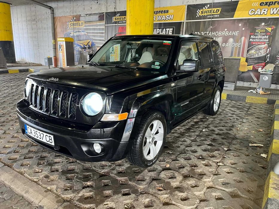 лек автомобил Jeep Patriot