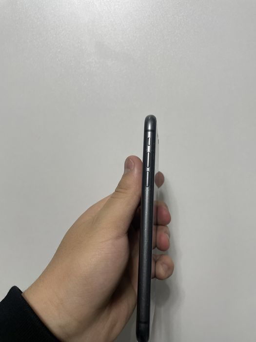 Продам iPhone 11 64gb