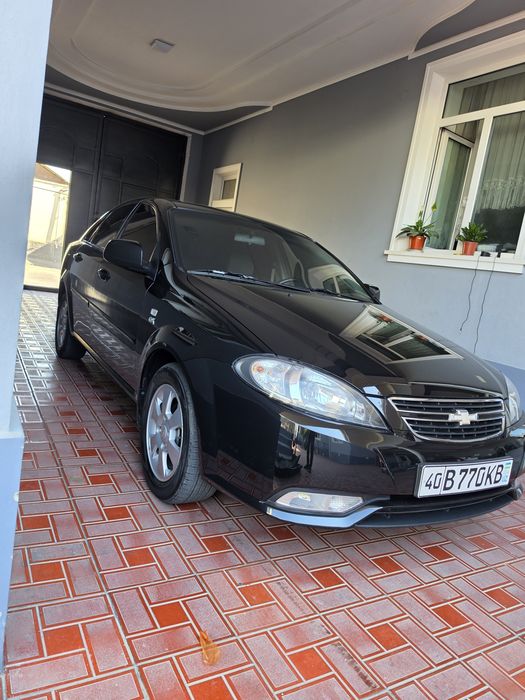 Gentra lyuksiz xolati ideal tanirofka propan yangi baloni bor