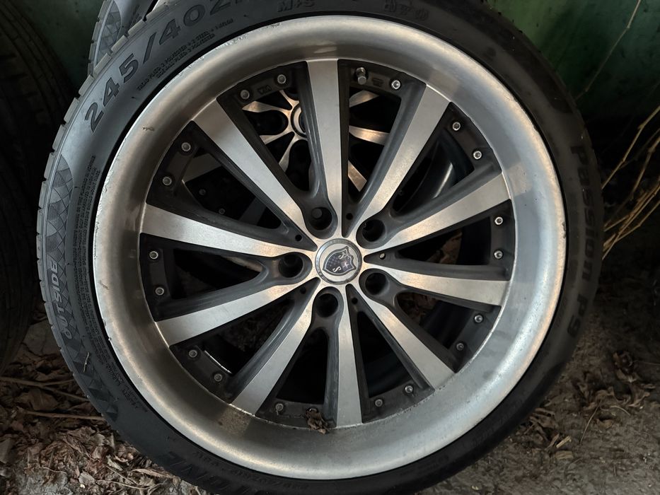 Диск с колесами  R19  235/40