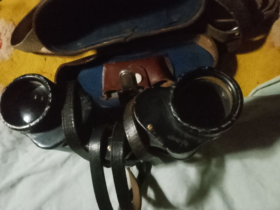 Binoclu IOR 8x30 ,350 lei