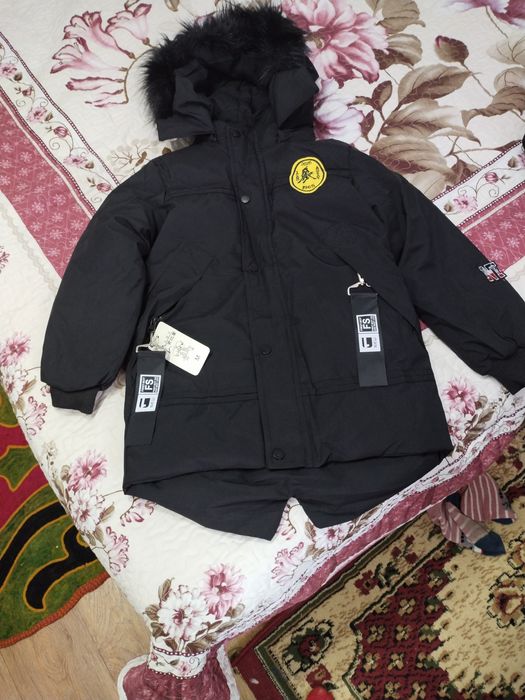 Продам куртка детская