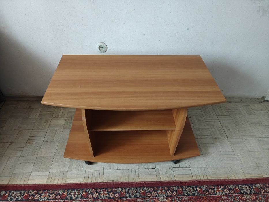 Vând mobilă de dormitor.
