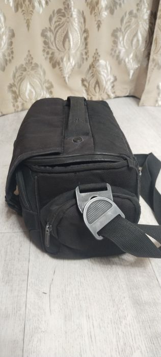 Продам сумку для фотоаппарата
