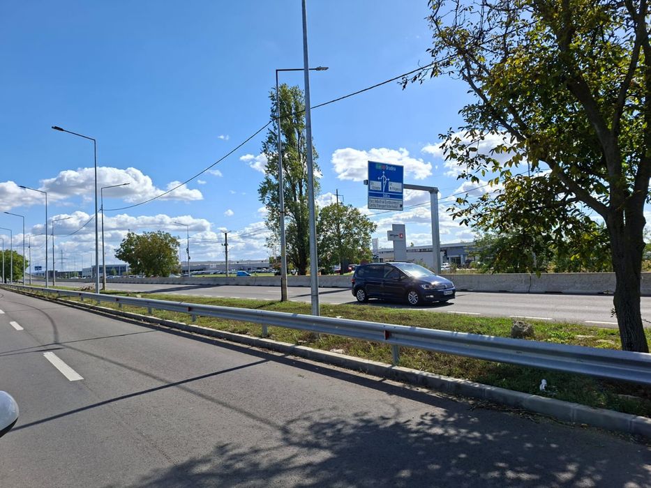 Vand teren intravilan situat pe calea Borsului nr 39