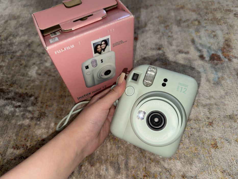Фотоаппарат Fujifilm Instax Mini 12