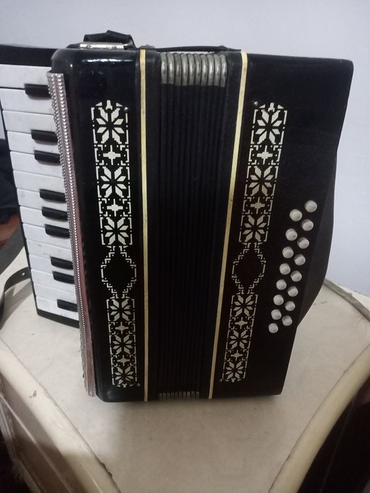 Аккордеон Малыш 1983 года выпуска