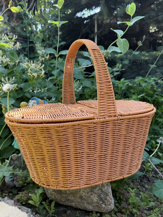 Корзина плетенная