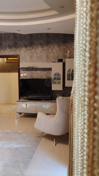 Продава се Многостаен апартамент в Пловдив, Изгрев - 103 кв.м за 1387 €/кв.м - Снимка #2