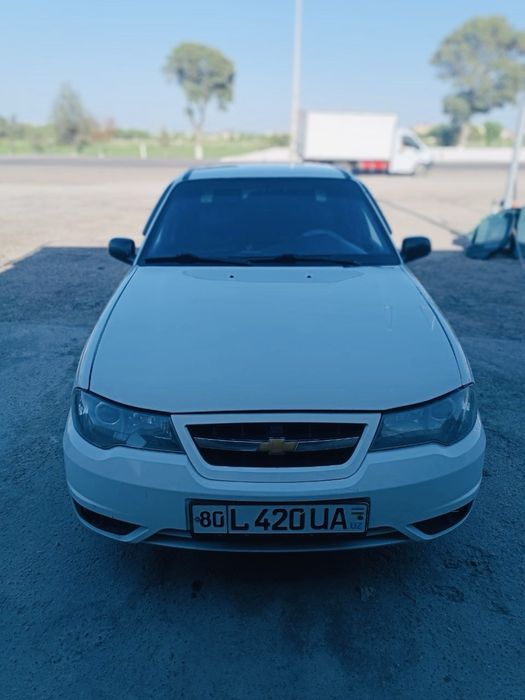 Nexia 2  Сотилади 2010