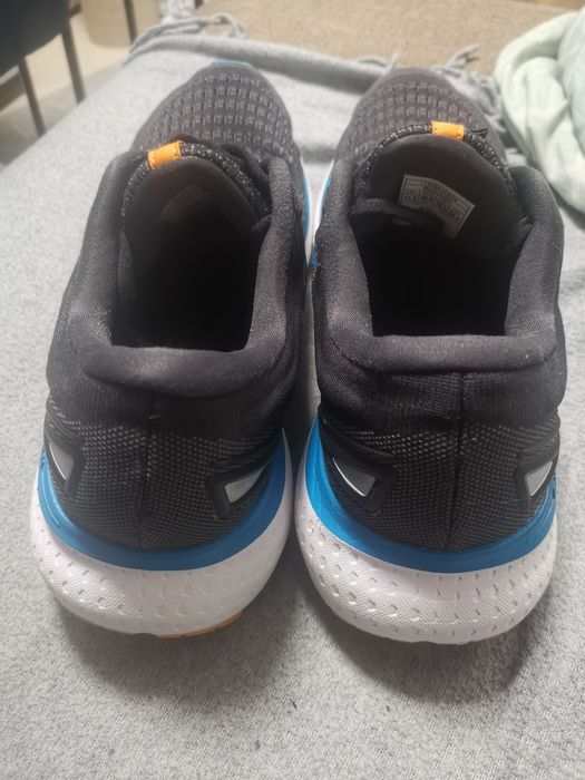 Adidas runing brooks glycerin 19 mas 45