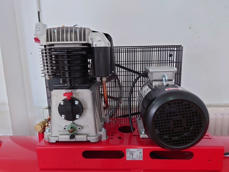 Compresor aer  Italian FINI 5,5P,  500L+USCATOR  DE AER