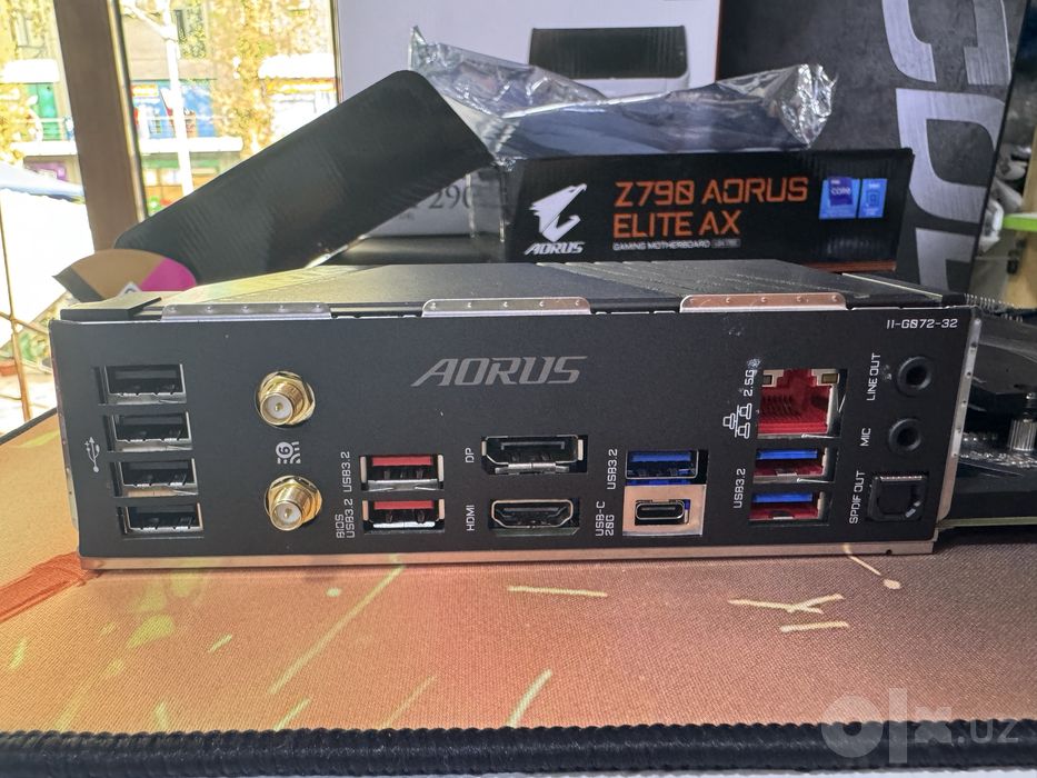 Материнская плата GIGABYTE Z790 AORUS Elite AX DDR5 + i7-13700K