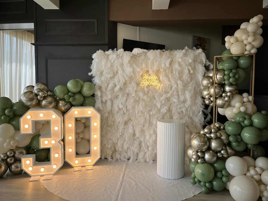 Servicii complete pentru evenimente: decor,audio,guestbook