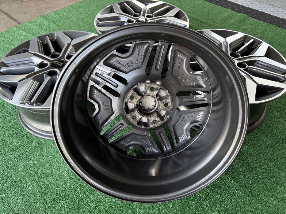 4бр. ОРИГИНАЛНИ 17” Джанти 5х114.3 за -KIA/HYUNDAI/HONDA/MAZDA/др.- 7.0Jx17H2, ET50