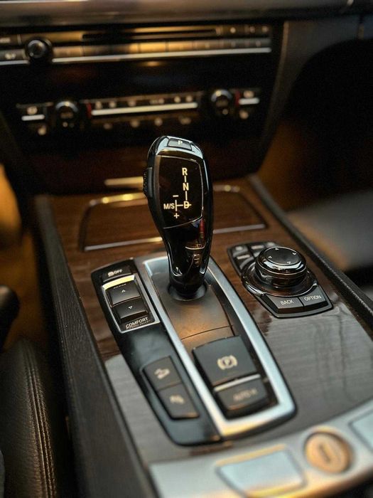 BMW 740d XDrive F01