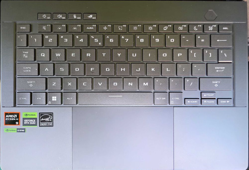ASUS ROG Zephyrus G14 GA403UV - OLED – RTX 4060 | Garanție iunie 2026
