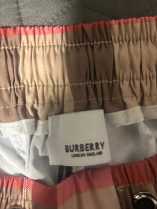Burberry shorti/banski