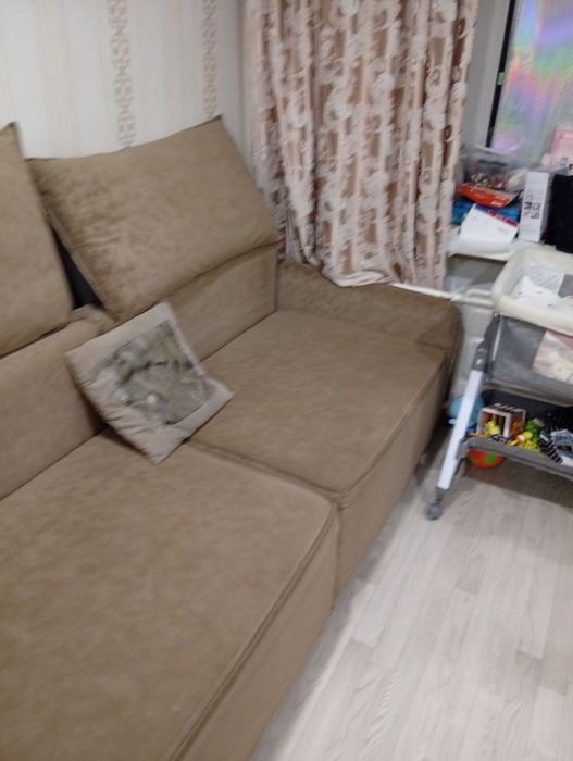 Продам Диван 3 метровый