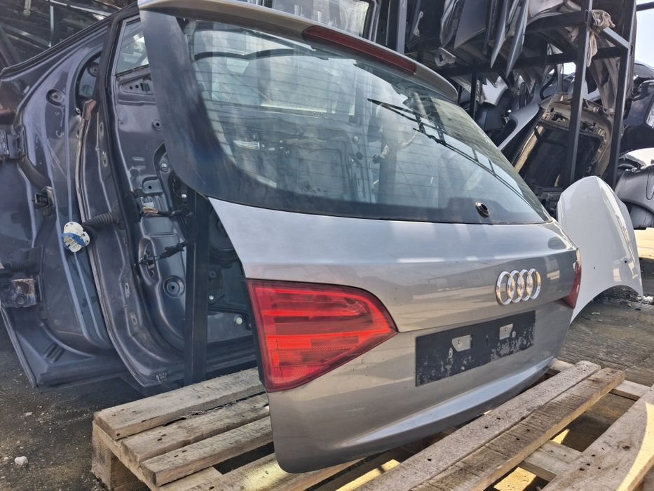 Капак Багажник АUDI A4 B8