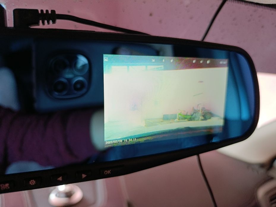 Videregistrator sotiladi srochno