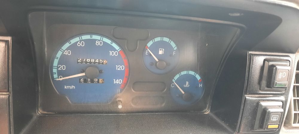 Срочна дамас сотилади 2013