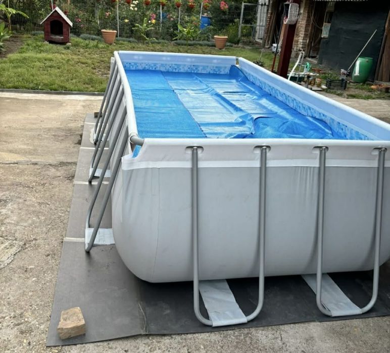 Piscină foarte mare