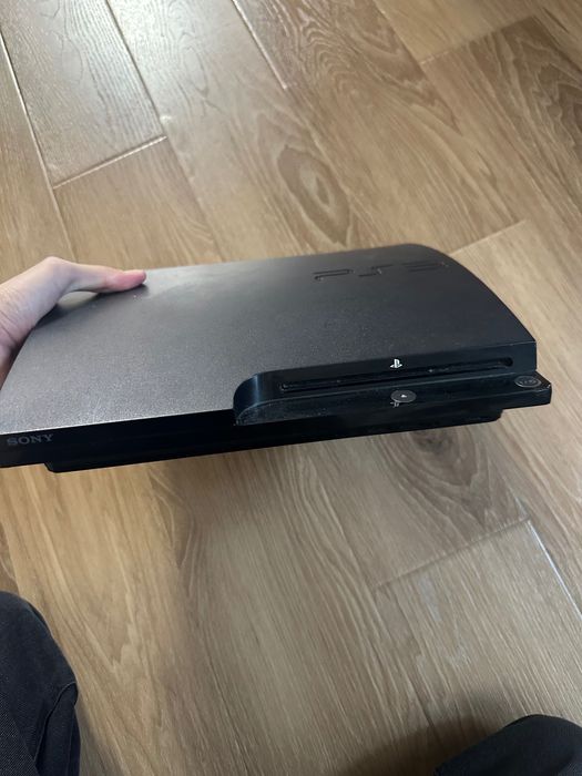 Playstation3 320gb. 20 ta uyin. 3 ta pult