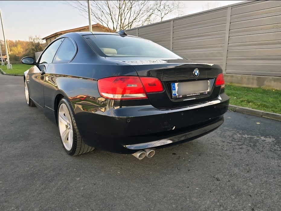 BMW Seria 3 2010 — imagine 3