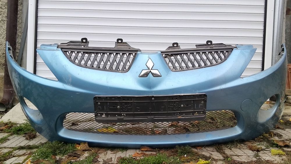 Предна броня Mitsubishi Grandis