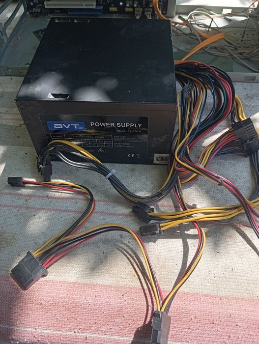 Блок питания Avt 550w материнская плата ddt2 кейс и 2 dvd rom