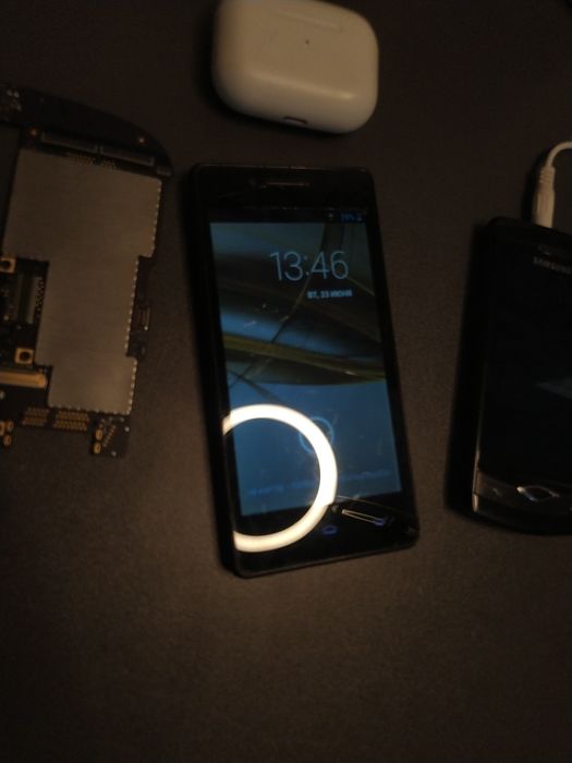 СРОЧНО!!!Продам Prestigio Multiphone P5450 Duo