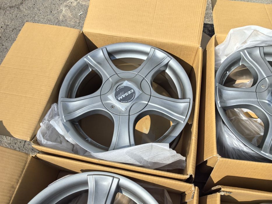 17 цола 5 х 130 мм Мерцедес Спринтер / Фолкваген Ел Те - Чисто Нови