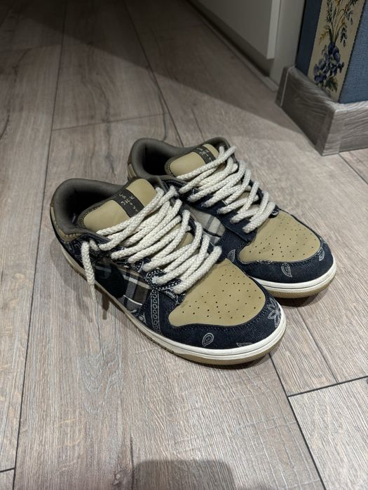 travis scott sb dunks/ маратонки