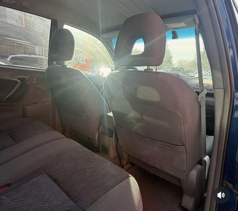 Тойота Раф4 в отличном состоянии