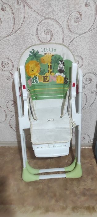 Детский стол для кормления