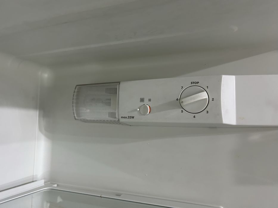 хладилник с фризер за вграждане GORENJE RKI 4294 W
