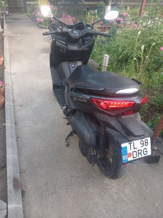 Yamaha xmax 250, 2016