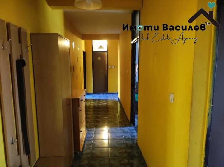 Продава се Тристаен апартамент в София, Център - 93 кв.м за 1234 €/кв.м - Снимка #9