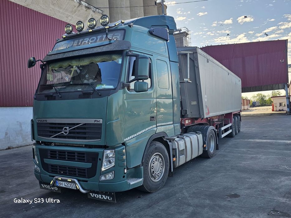 Vand VOLVO EEV + Semiremorca basculabila  STAS