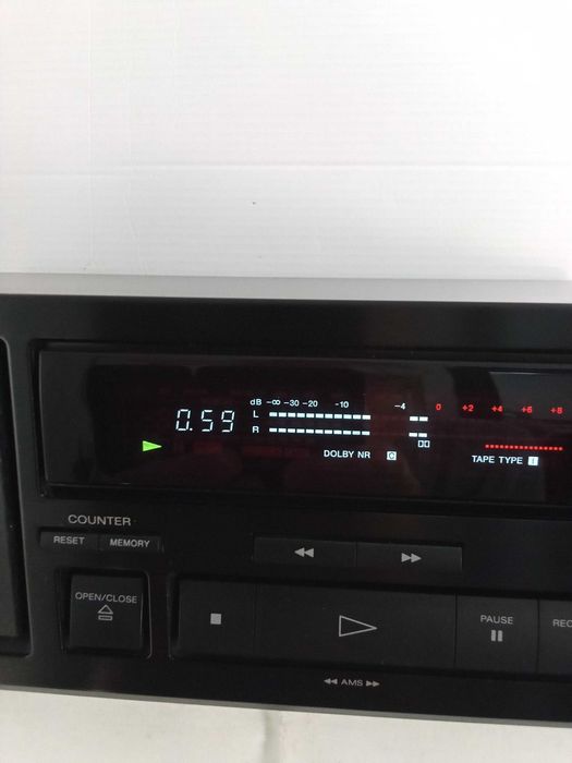 De vanzare Sony TC-K470