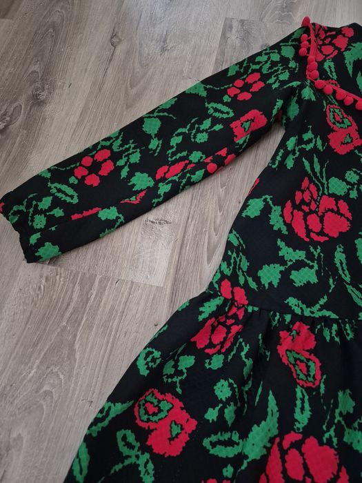 Rochita traditionala/ M/ 38